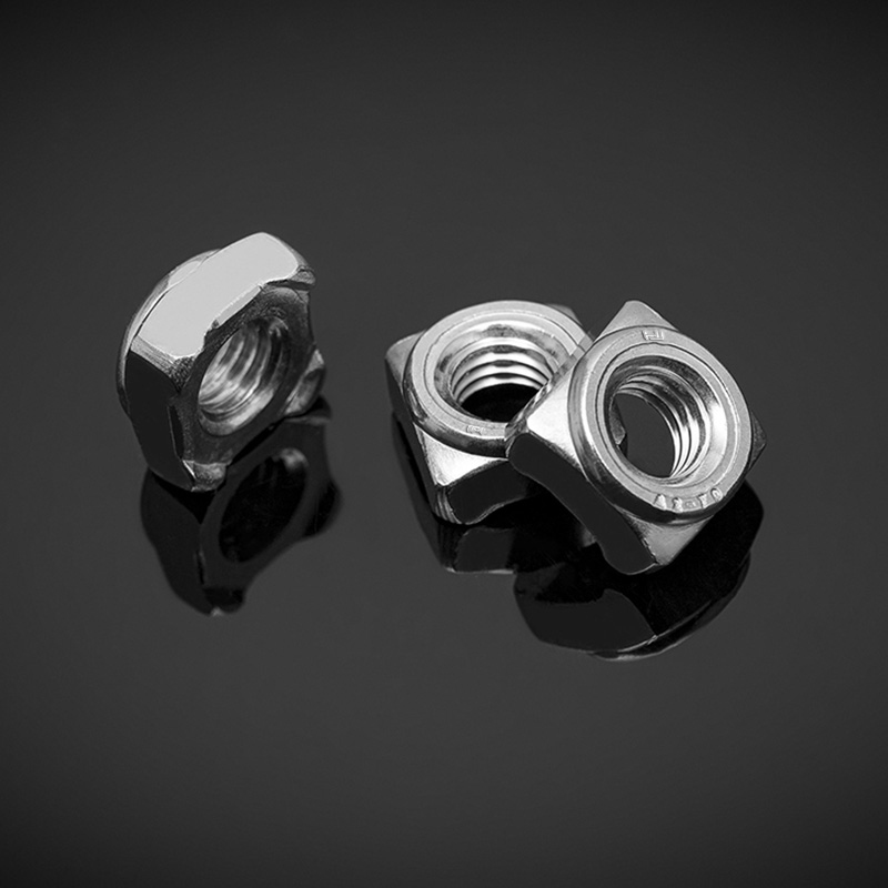 Porcas de solda quadradas de aço inoxidável DIN 928